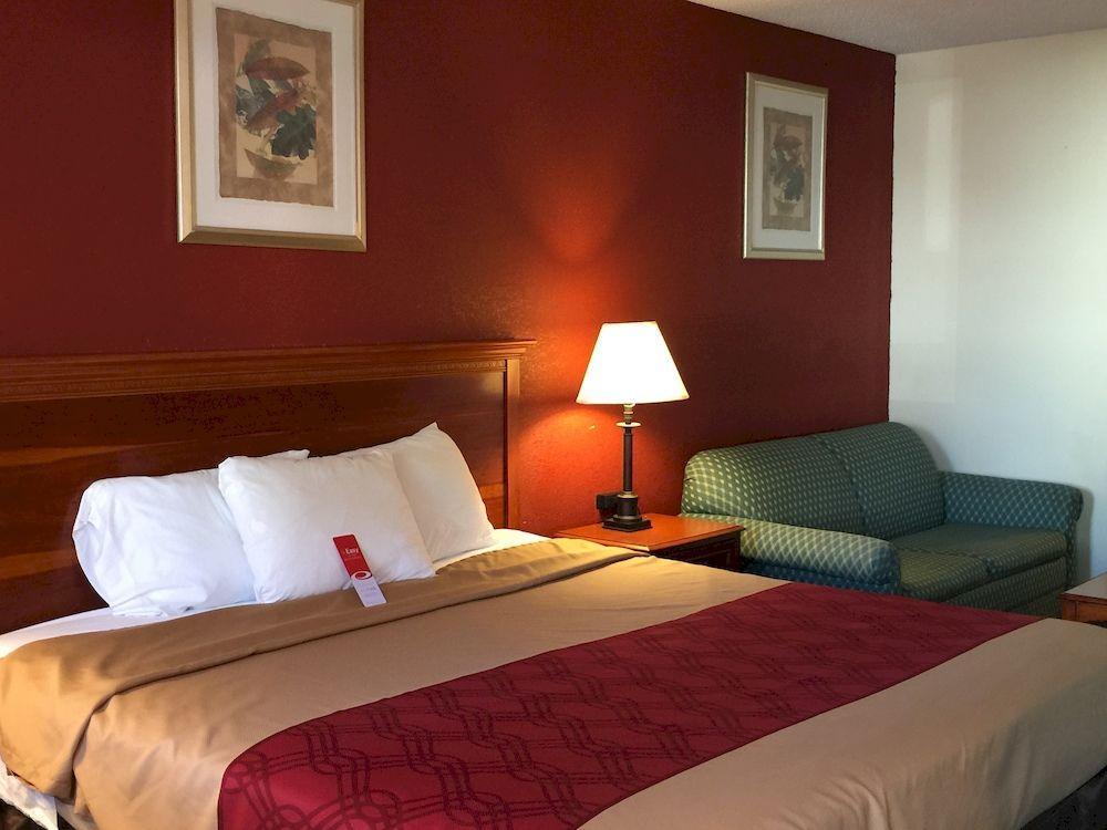 Red Carpet Inn Norwalk Dış mekan fotoğraf