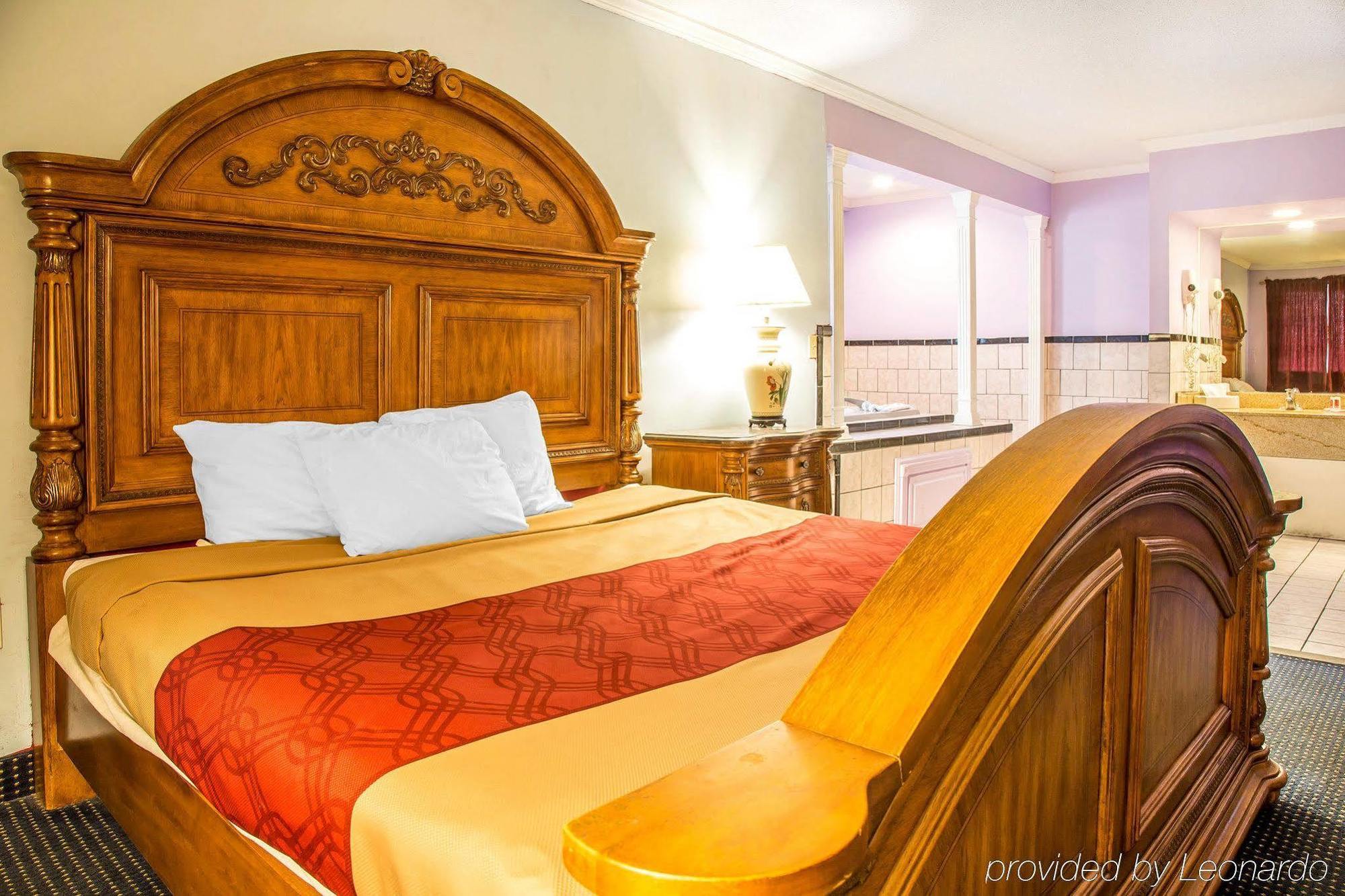 Red Carpet Inn Norwalk Dış mekan fotoğraf